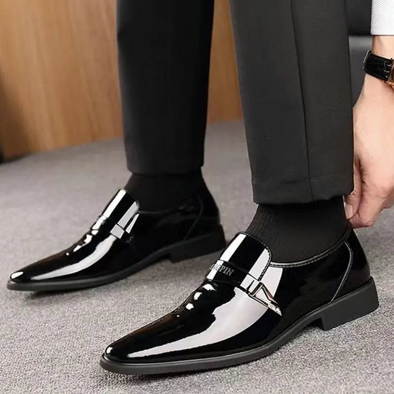 Men's SHOWLU FASHION Penny Loafers, breathable slip-on business shoes with non-slip soles, ideal for office and formal wear.