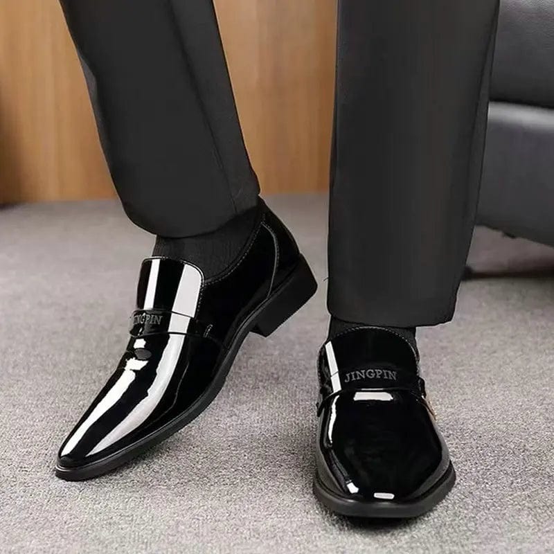 Men's Showlu Fashion penny loafers, slip-on non-slip breathable business shoes for office and casual wear.