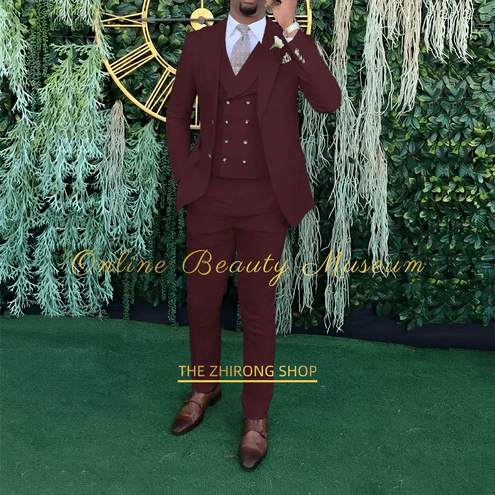 Men's 3-piece wedding suit by Showlu Fashion, featuring single-breasted jacket, vest, and trousers for formal occasions.