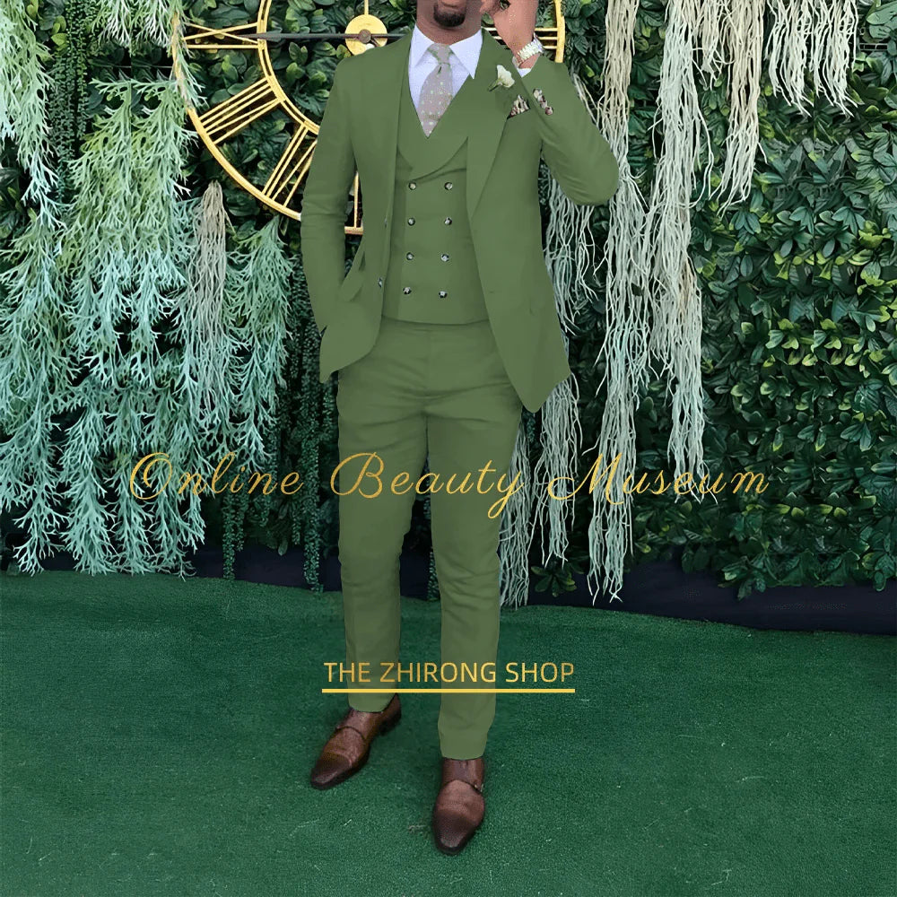 Men's 3-piece wedding suit by Showlu Fashion, featuring a single-breasted jacket, vest, and trousers for formal occasions.