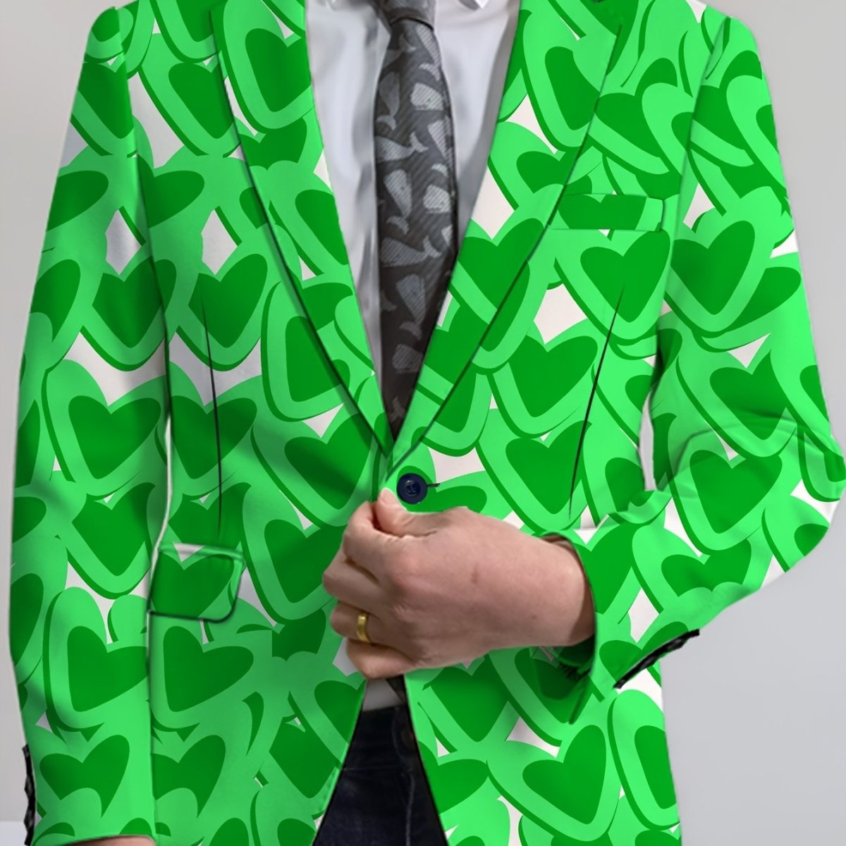 Men's SHOWLU classic solid color blazer with casual stretch lapel, featuring button details, suitable for all seasons.