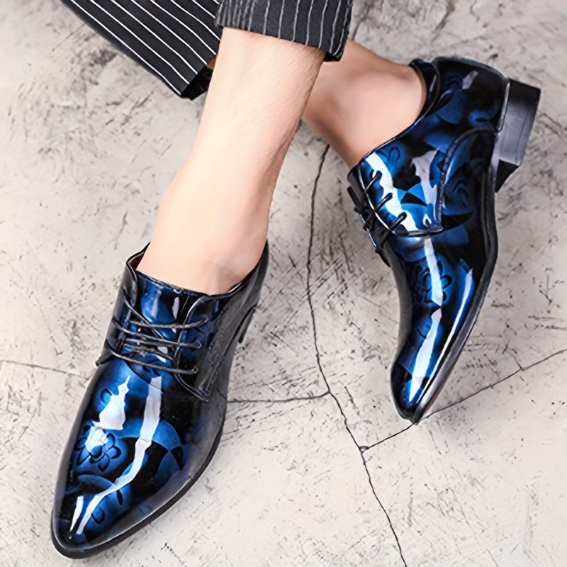 SHOWLU FASHION men's floral lace-up pointed-toe formal dress shoes with elegant pattern, suitable for weddings and special occasions.
