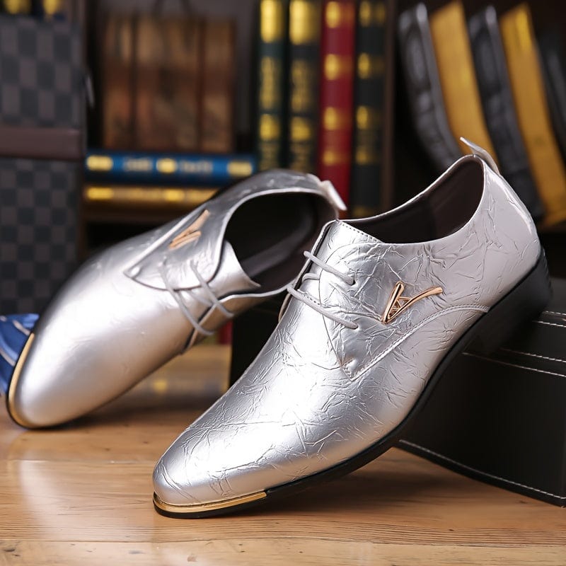 SHOWLU Men's casual shoes with breathable PU leather, low top design, lace-up closure, lightweight and stylish for all seasons.