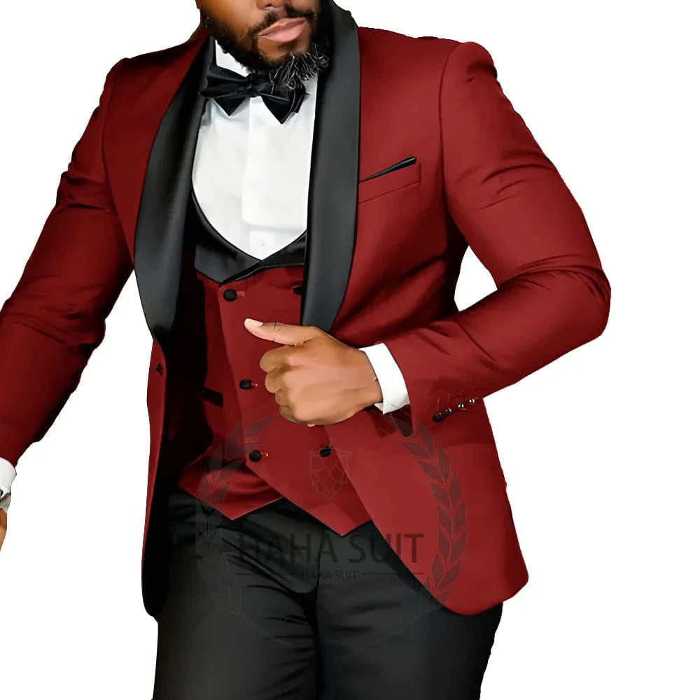 Slim fit men's tuxedo suit by SHOWLU FASHION STORE, includes jacket, vest, and trousers for formal occasions and weddings.