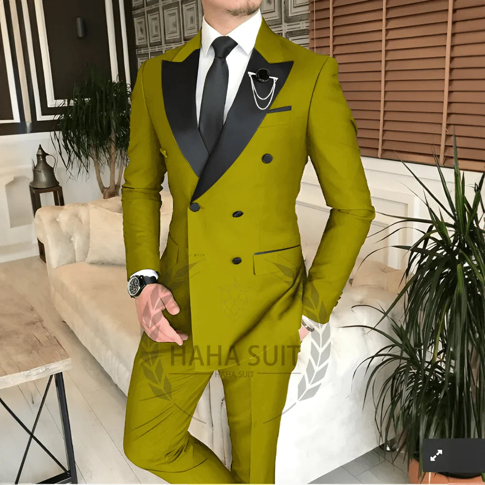 Men's tailored 2-piece wedding suit by SHOWLU FASHION STORE, featuring a polyester tuxedo for groom or groom's party.