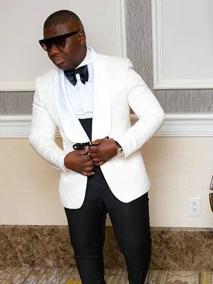 Black Italian design 3-piece men's wedding tuxedo suit with skinny fit, jacket, vest, and pants, perfect for formal occasions.