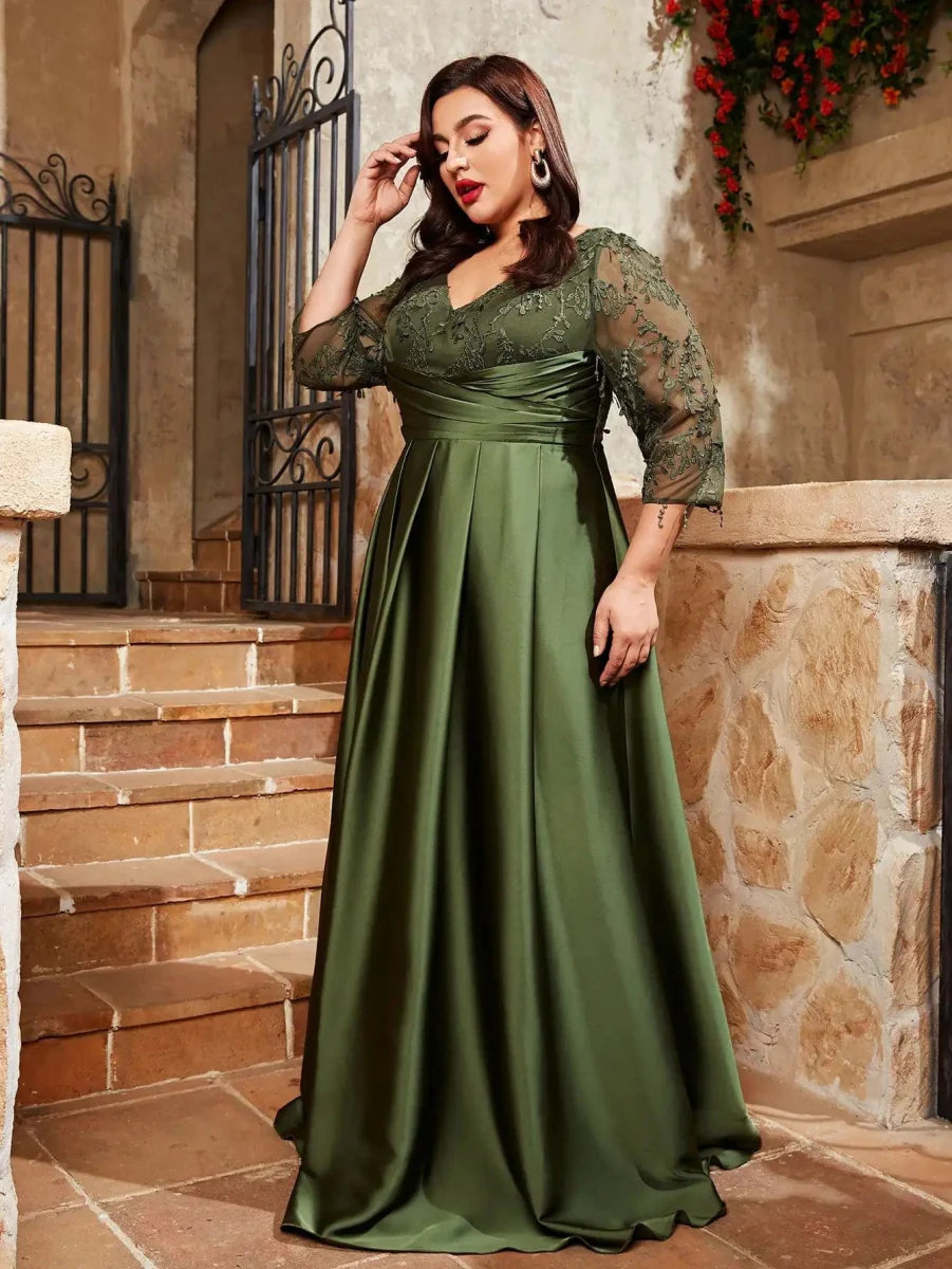 Plus size V-neck satin evening gown with lace embroidery and mosaic details, featuring a long skirt for formal parties.