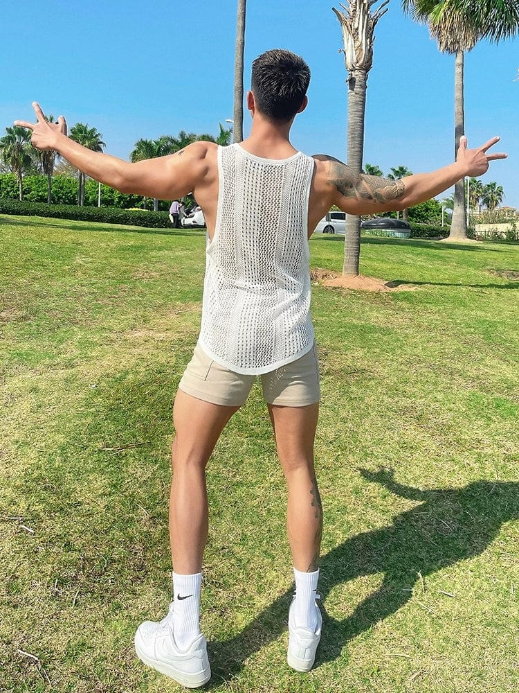 Mr. Hui men's cut-out sports vest, loose breathable muscle tank top with large side slits, ideal for fitness and summer workouts.