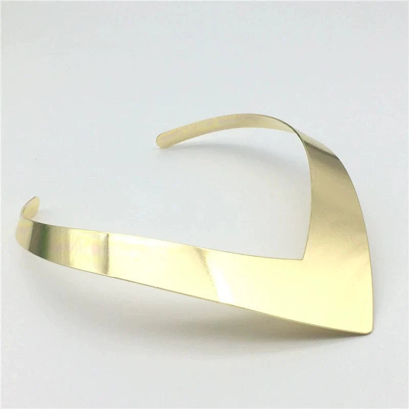 Gold wide choker necklace by Showlu Fashion, featuring an exaggerated nightclub collar design for bold, stylish statement jewelry.