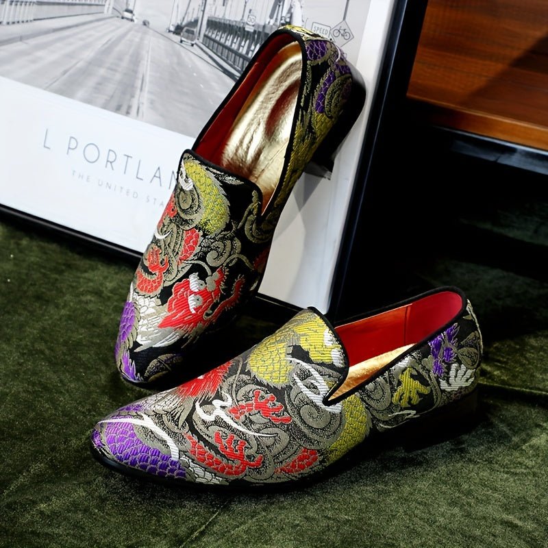 Men's embroidered slip-on shoes by SHOWLU FASHION STORE featuring houndstooth fabric, casual loafer style, and stylish embroidery details.