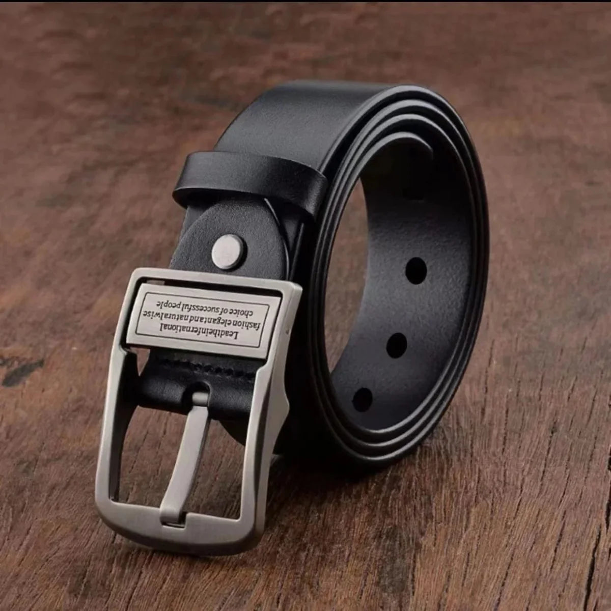 Showlu men's leather belt with metal alloy pin buckle, stylish and durable for business or casual wear.