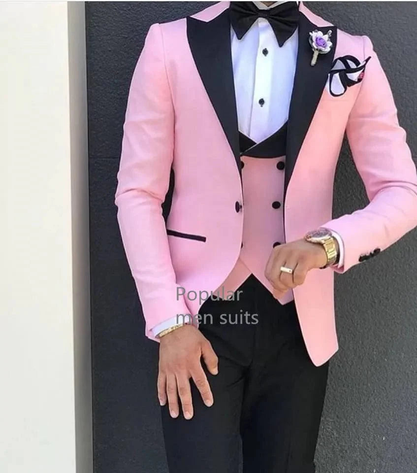 Kromoc men's 3-piece slim fit business suit with peak lapel, cotton wool fabric, including blazer, dress shirt, and trousers.