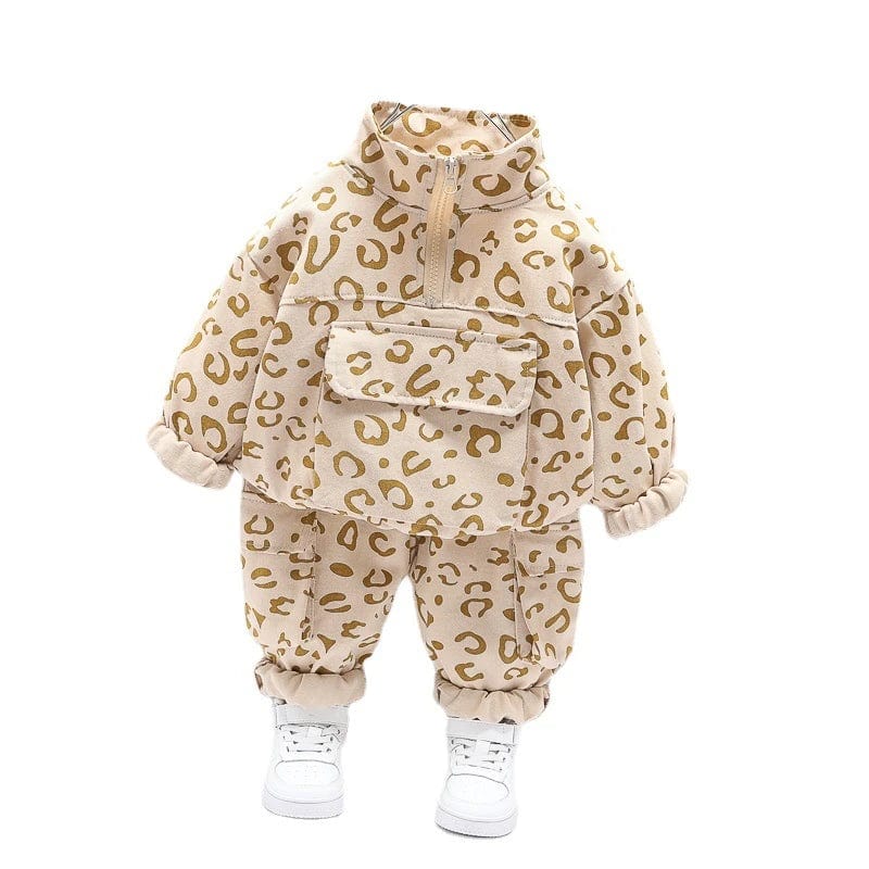 Unisex kids cotton tracksuit with jacket and pants, ideal for spring and autumn, shown in a casual toddler clothing set.
