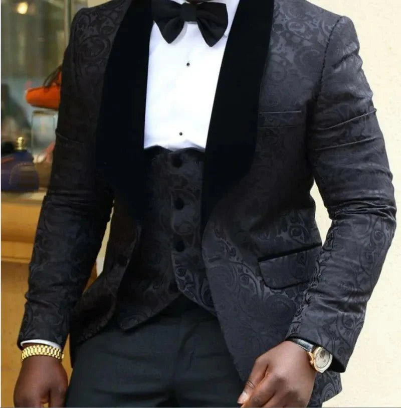 SHOWLU FASHION STORE men's skinny fit 3-piece tuxedo with shawl lapel, suitable for wedding grooms and formal occasions.