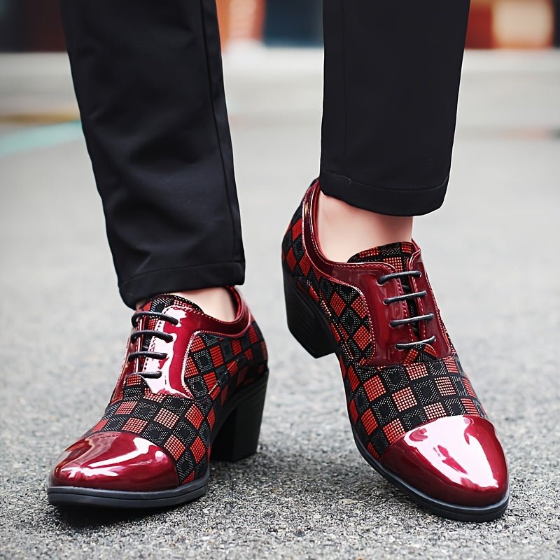 Men's height-increasing business casual shoes by SHOWLU FASHION, featuring microfiber material and a sleek new style.