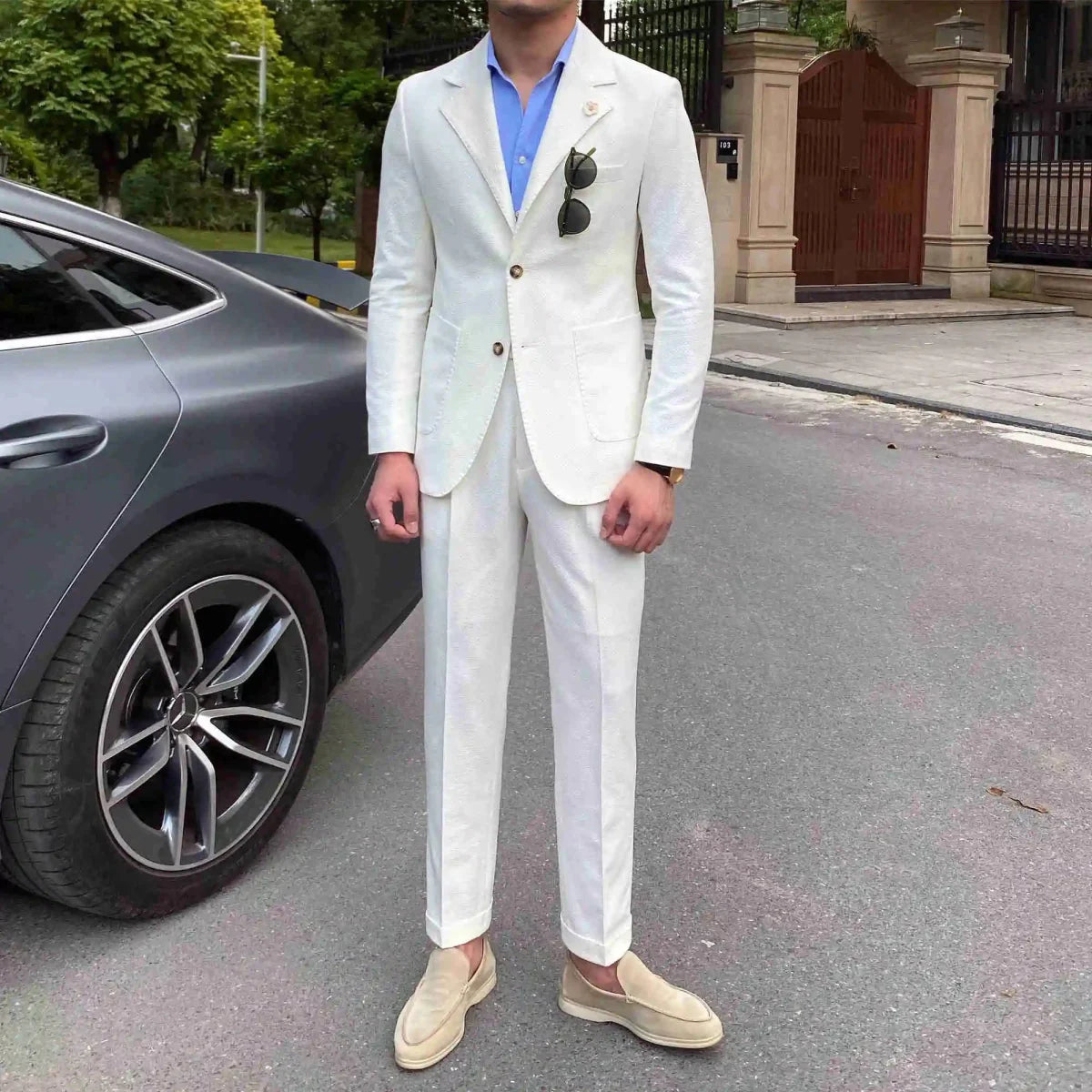 Men's slim fit seersucker tuxedo suit in white, Italian style, featuring a casual yet trendy design, suitable for summer occasions.