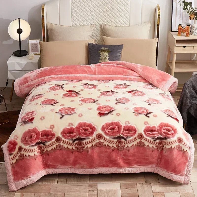 SHOWLU FASHION weighted Raschel blanket with thick double-sided plush for warmth and comfort, ideal for winter and autumn bedding.