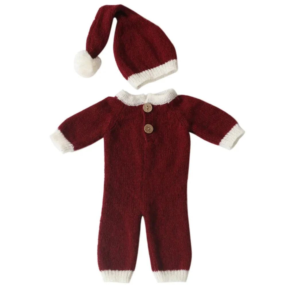 Showlu newborn Mohair Christmas hat and jumpsuit set, infant photo props featuring a festive Santa-themed outfit.