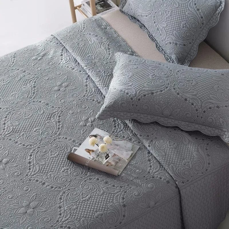 Nordic Embroidered Cotton Quilted Bedspread on the Bed Padded Summer Quilt Blanket Throw Coverlet Home Cubrecam Bed Cover Colcha - SHOWLU FASHION STORE