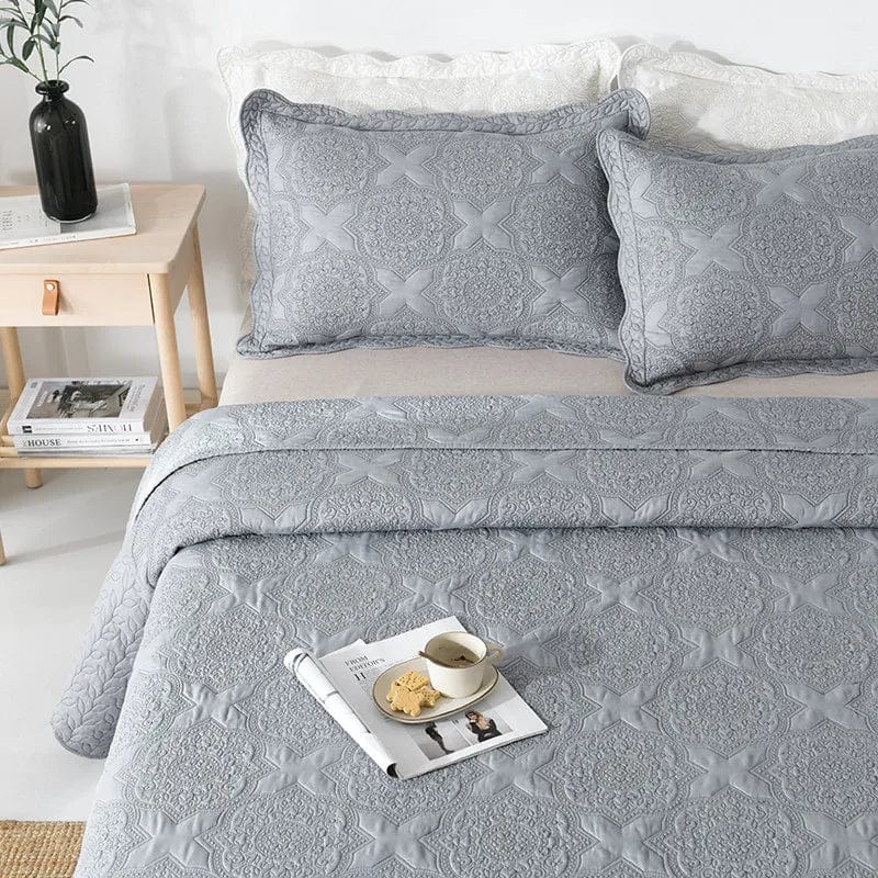 Nordic Embroidered Cotton Quilted Bedspread on the Bed Padded Summer Quilt Blanket Throw Coverlet Home Cubrecam Bed Cover Colcha - SHOWLU FASHION STORE