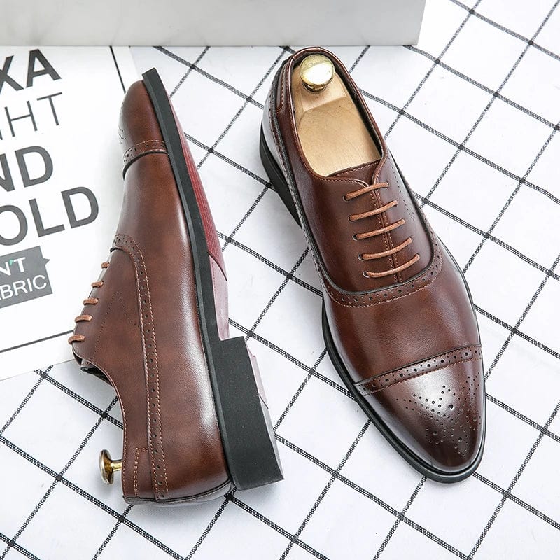 Men's brogue Oxford shoes by SHOWLU FASHION STORE with red soles, lace-up design, perfect for business and casual occasions.