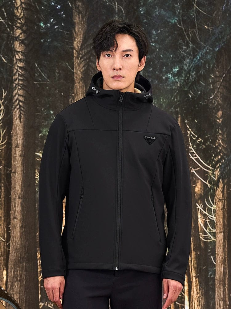 Pathfinder men's soft shell jacket with fleece lining, waterproof and windproof outdoor coat for cold weather outdoor activities.