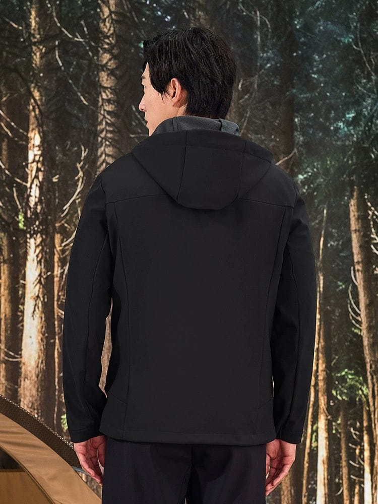 Pathfinder men's soft shell jacket with fleece lining, waterproof and windproof outdoor coat for autumn and winter hiking.