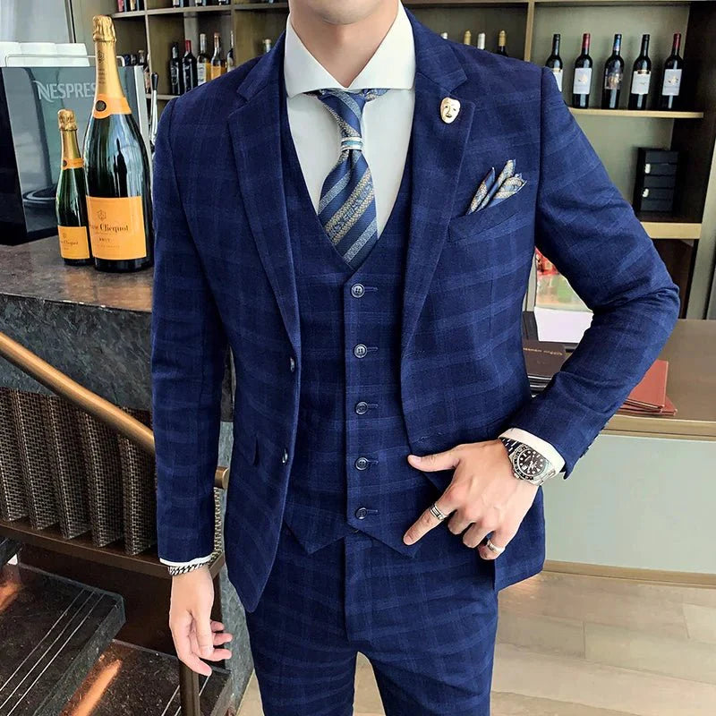 Showlu Men's plaid slim fit 3-piece suit with waistcoat and trousers, perfect for weddings and business occasions.