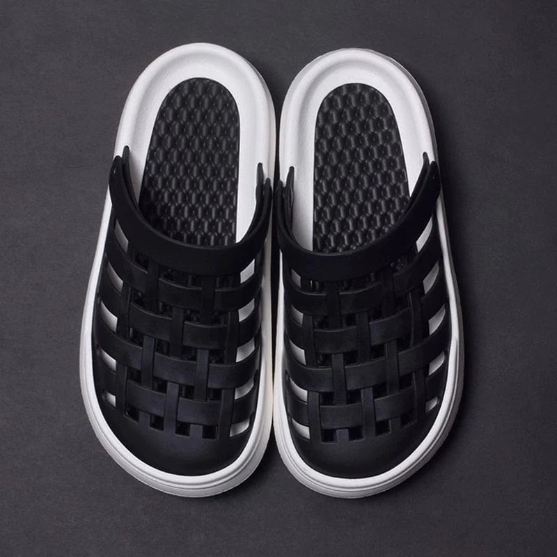 Black CHIATING women's platform nurse shoes with non-slip EVA sole, closed-toe design, water-resistant outdoor sandals for women
