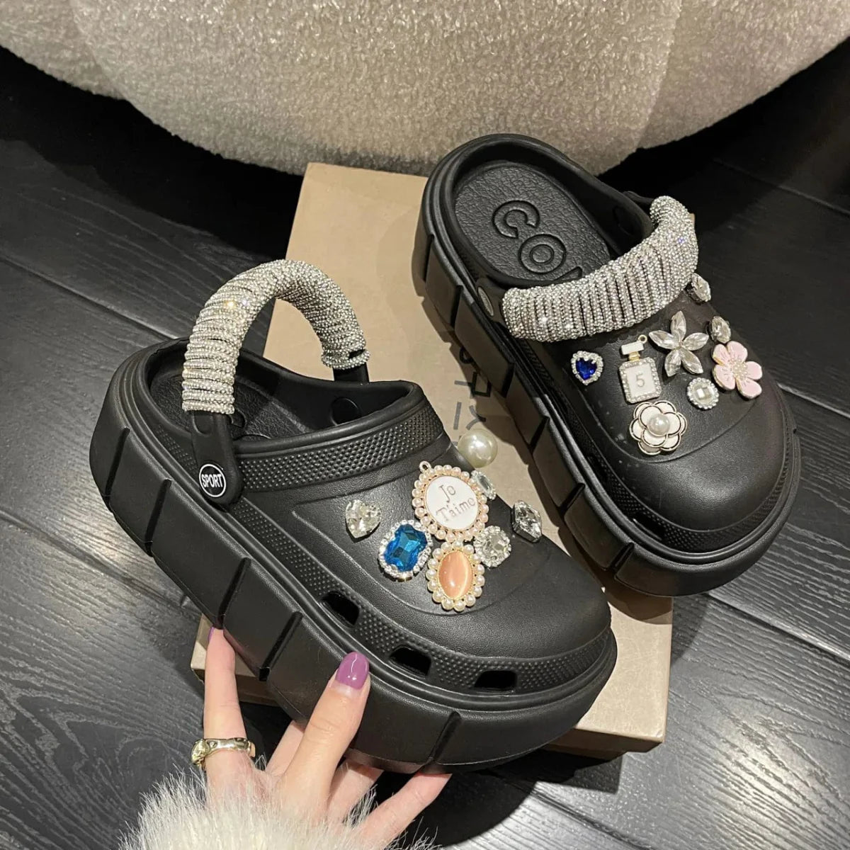 SHOWLU Women's Platform Summer Sandals with 6cm wedge, outdoor beach slides, thick sole, and flip-flop style for women and girls.