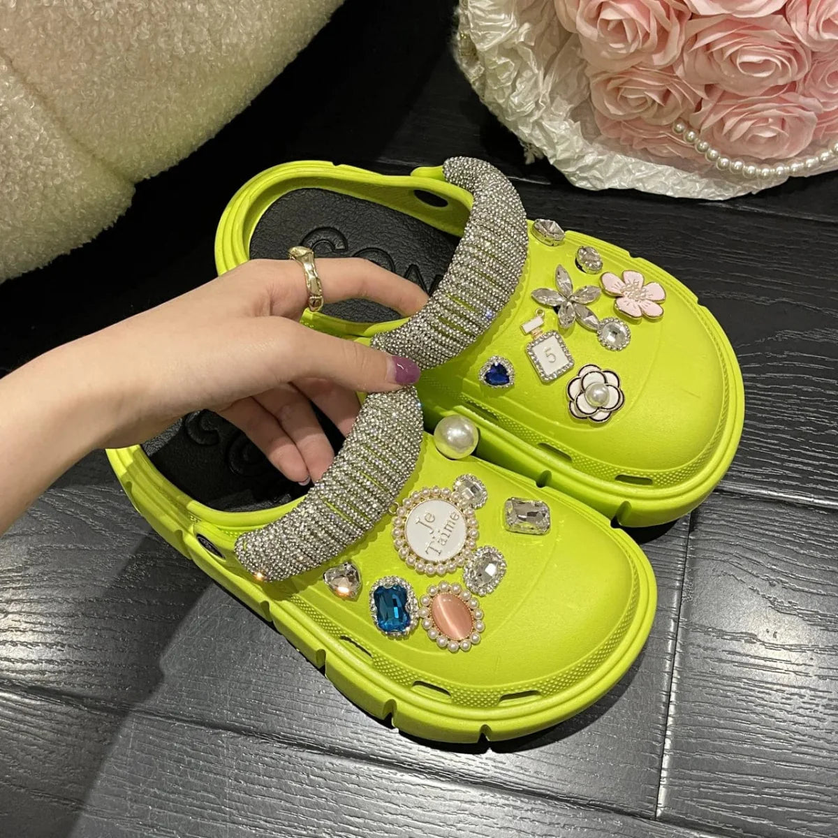 SHOWLU Women's platform summer sandals with 6cm wedge heel, outdoor beach slides, thick sole, suitable for street and garden wear.