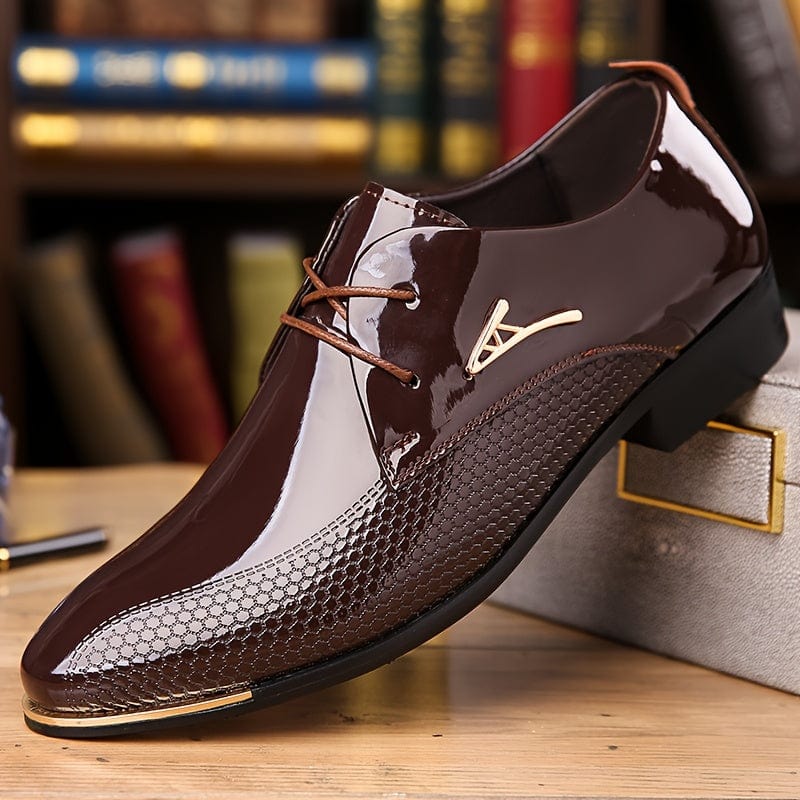 Plus-size men's SHOWLU FASHION faux patent leather derby shoes with non-slip rubber soles and durable dress shoe design.