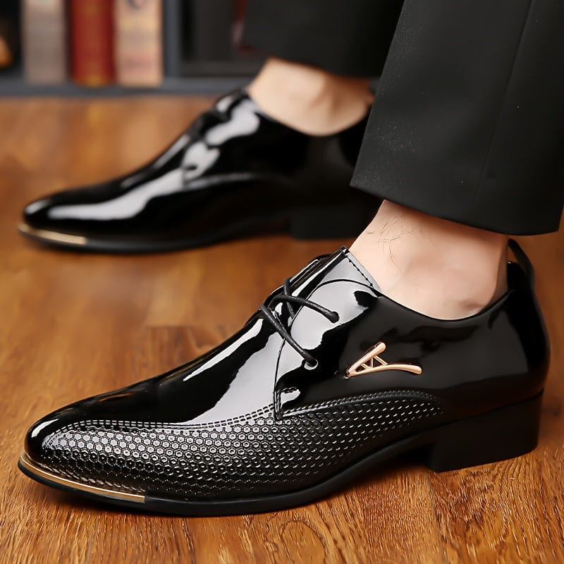 Plus-size men's SHOWLU FASHION faux patent leather derby shoes with non-slip rubber soles and durable, stylish design.