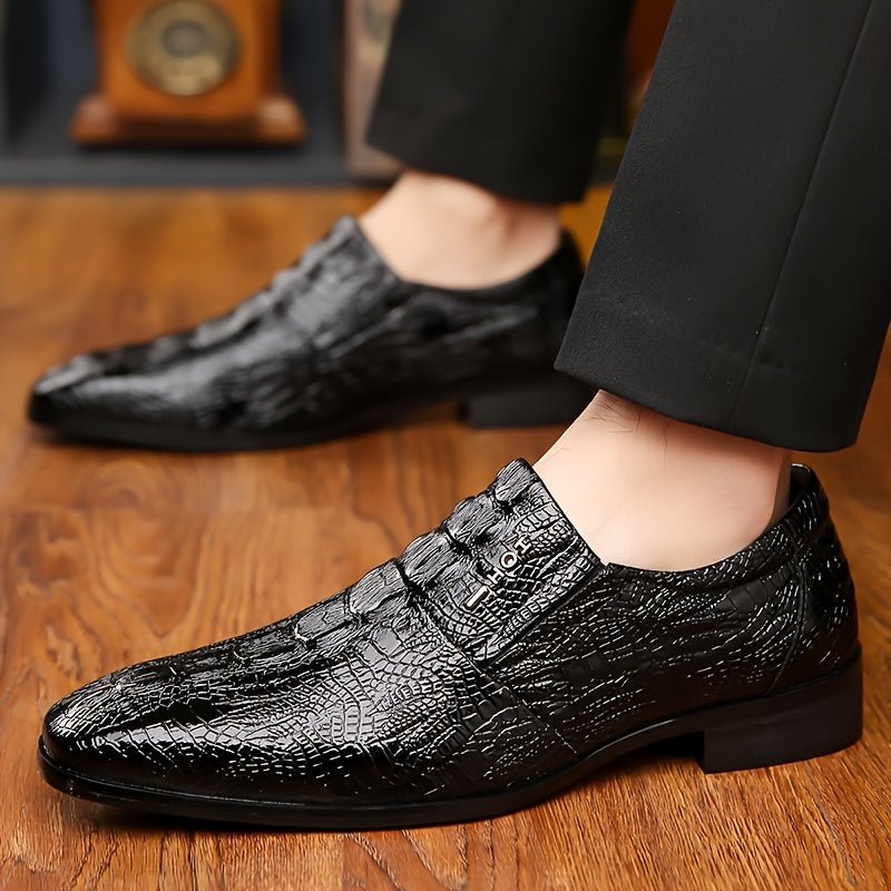 SHOWLU FASHION men's slip-on dress shoes in solid PU leather with a grippy rubber sole, designed for comfort and versatility.