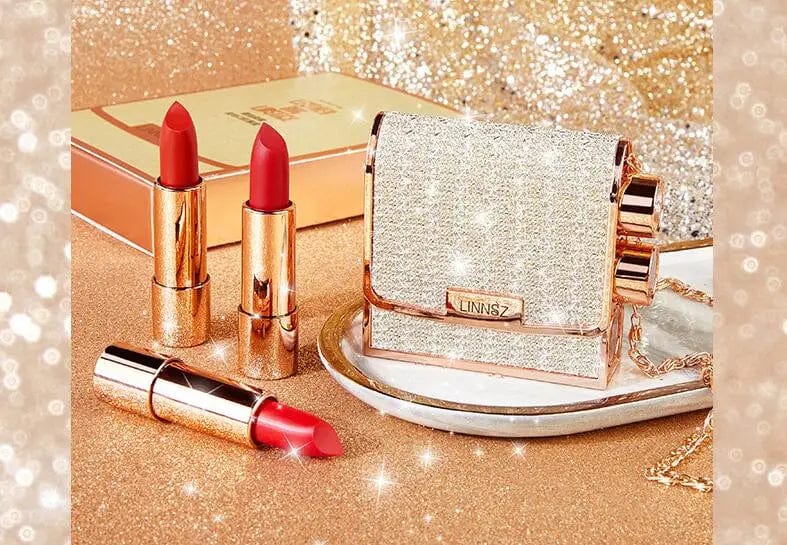 MANSLY 3-piece matte lipstick and lip balm set with glitter chain bag, featuring moisturizing, long-lasting velvet formulas.