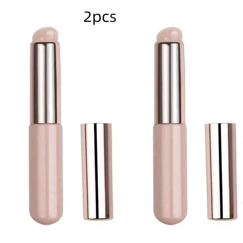 Showlu silicone lip brush with dust-proof cover, round head lip applicator for lipstick and multi-use cosmetic application.