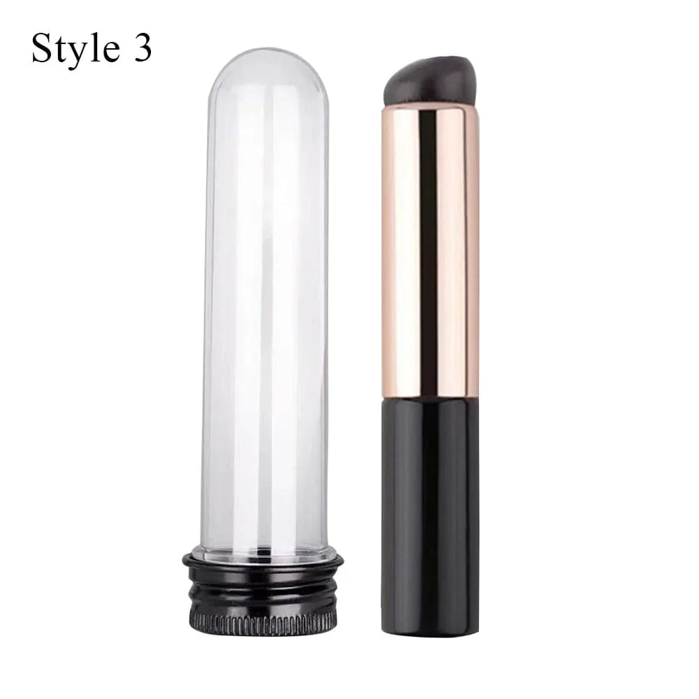 Showlu silicone lip brush with dust-proof cover, round head applicator for lipstick and lip makeup application.