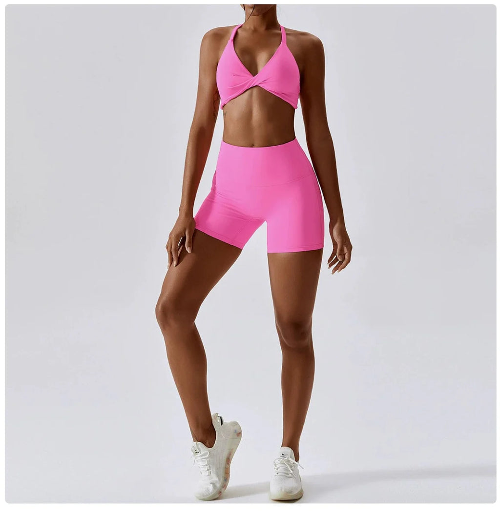 Showlu Nude Feel Yoga Suit, quick-drying two-piece fitness set with sexy back design, ideal for yoga, running, and workout sessions.