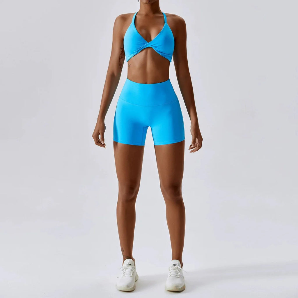 Showlu Nude Feel Yoga Suit two-piece set, quick-drying fitness clothing with a sexy back design, ideal for yoga and running.