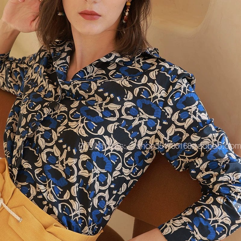 Showlu Fashion retro floral print long sleeve silk cotton polo shirt with vibrant floral pattern and classic collar.