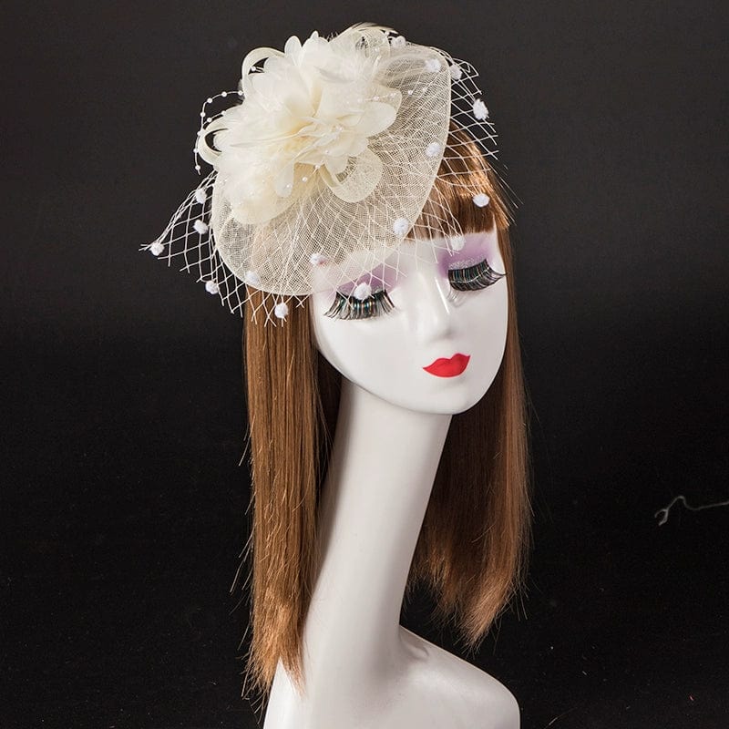 Retro wool feather Billycock hair clip in vintage style with feather detail, perfect for European and American fashion looks.