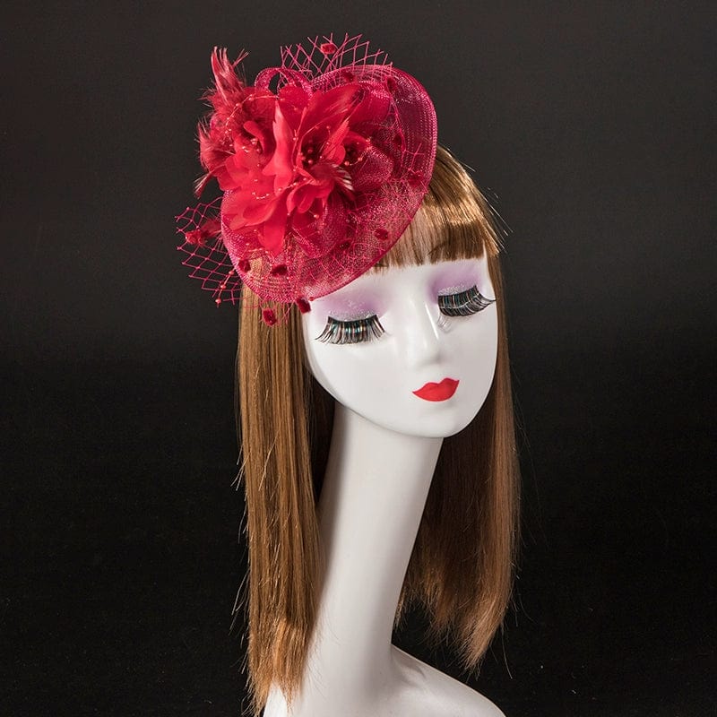 Retro wool feather Billycock hair clip featuring vintage Europe and America style, displayed on a model with classic hair accessories.