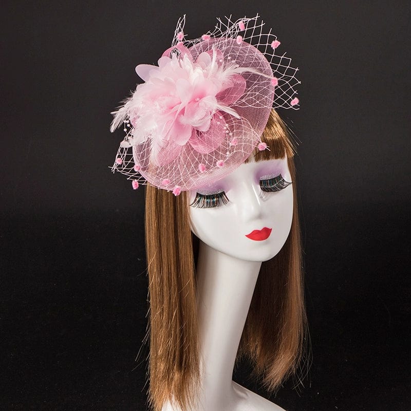 Retro wool feather Billycock hair clip in vintage style, featuring feather accents, ideal for European and American fashion looks.