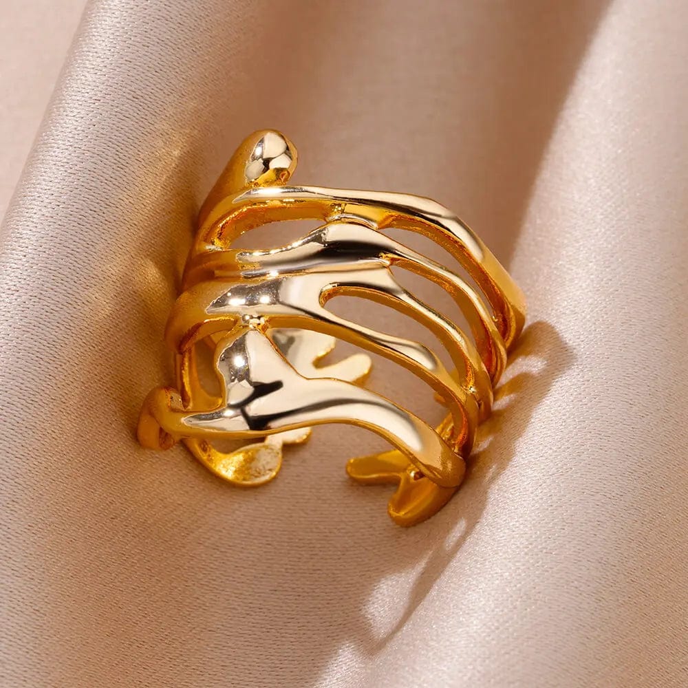 Showlu Women's vintage angel feather ring in gold stainless steel, featuring a delicate feather design for elegant finger jewelry.