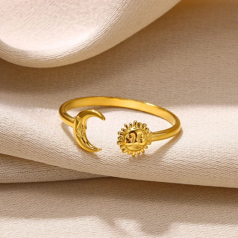 Showlu Women's Vintage Angel Feather Ring in gold stainless steel, featuring a delicate feather design for elegant finger jewelry