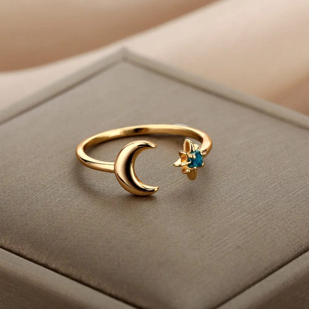 Showlu Women's vintage gold stainless steel angel feather ring, delicate jewelry with intricate feather design for women.