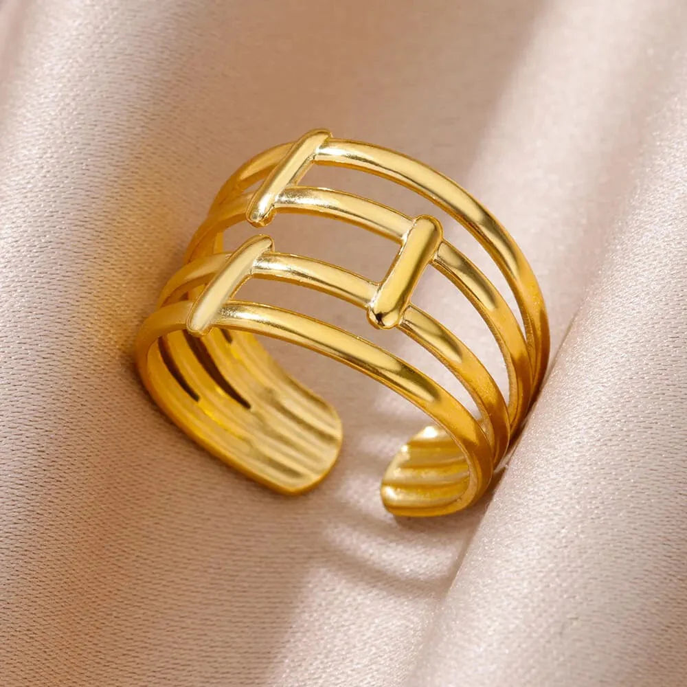 Showlu Women's vintage gold stainless steel angel feather ring with detailed feather design for women’s finger jewelry.