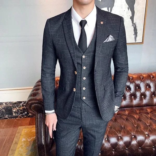 SHOWLU Men's three-piece formal business suit with blazer, vest, and pants in solid color plaid, ideal for wedding or business events.