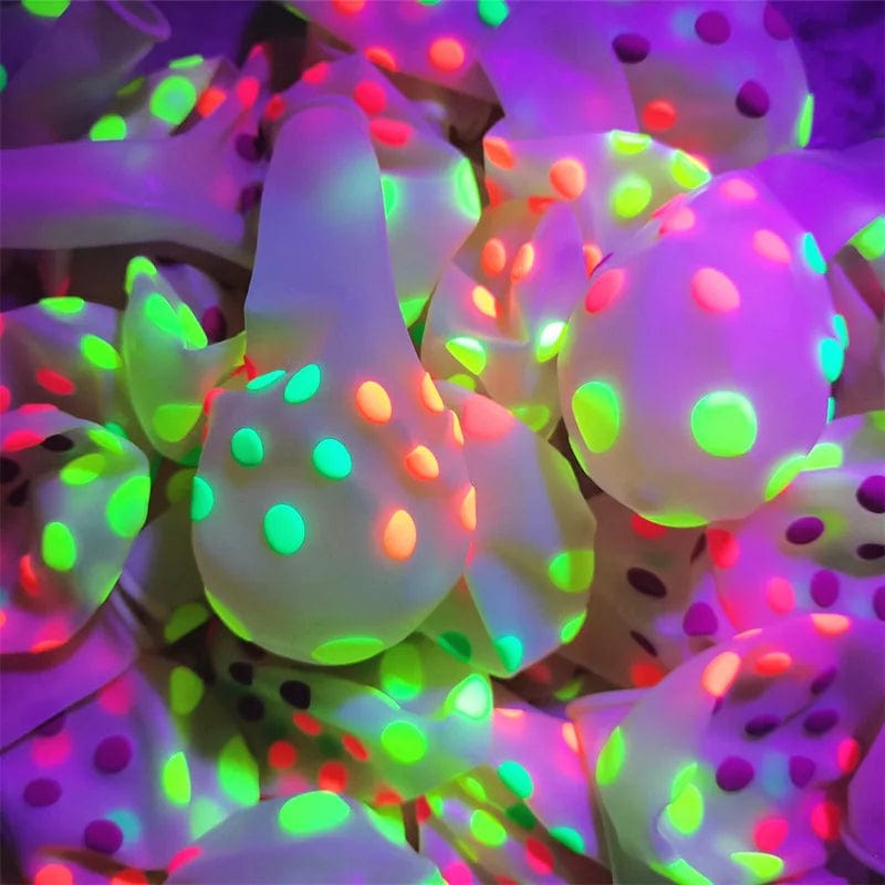 Showlu Fashion Store 12inch / 12inch / 5pcs 5/10/20PCS Fluorescent Latex Balloon Glow In The Dark Glow Luminous Love Heart Baloon For Wedding Birthday Party Decorations