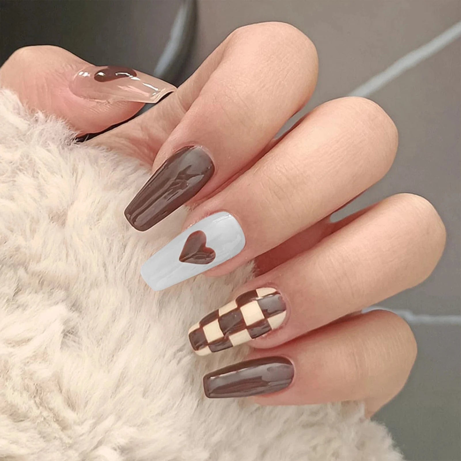 Showlu 24pcs mid-length coffin press-on acrylic false nail tips with full cover design for artificial manicures.